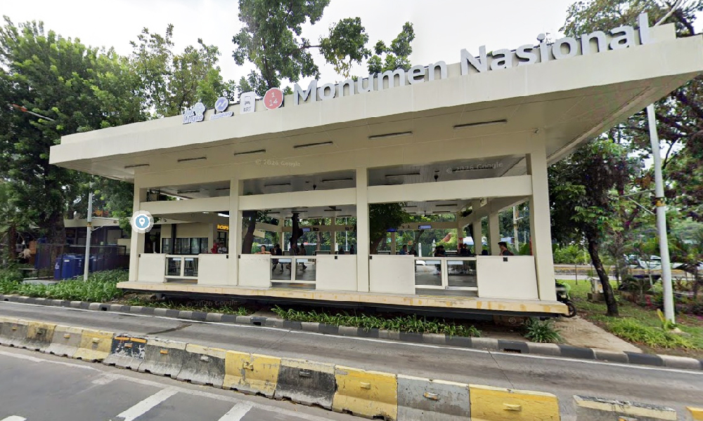 Platform Screen Door di Monumen Nasional